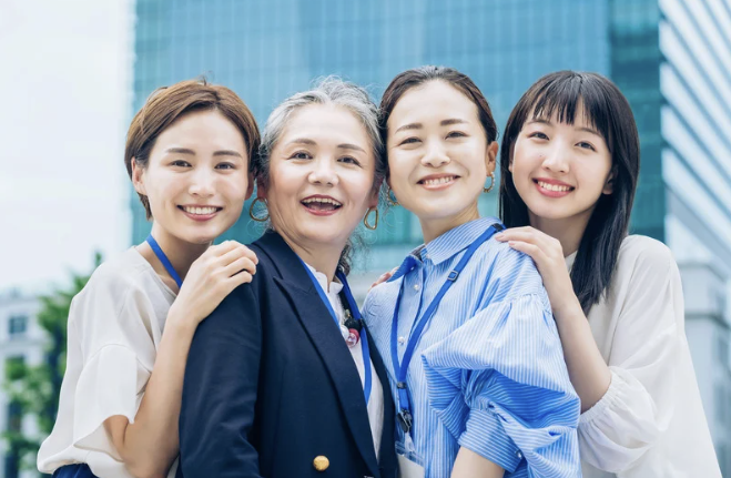 豊田麻琴（とよだまき）腸内環境を可視化してあなた本来のリズムへ導くウェルネスコーチング|健康系福利厚生人気ランキングで最も喜ばれる腸内フローラ解析 | FRONT